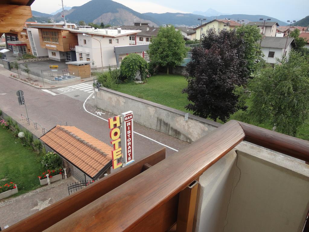 Hotel Al Caminetto Cembra Lisignago Oda fotoğraf